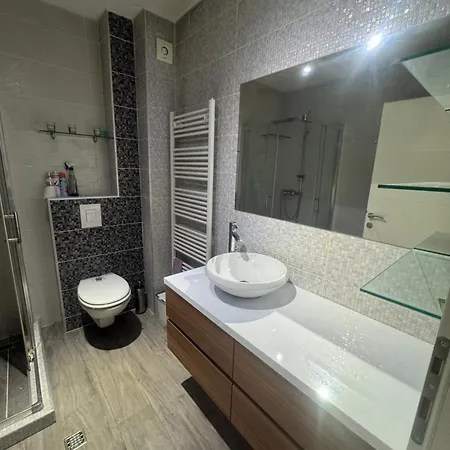Nova Otoka Apartamento Saraievo